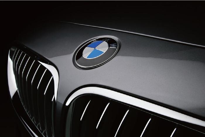 Photoshop＋RAW 打造炫酷硬漢風格